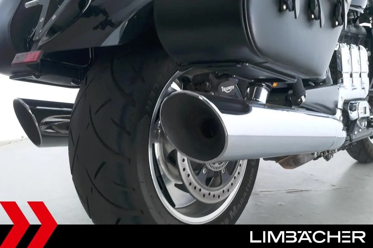 Triumph Rocket III Roadster