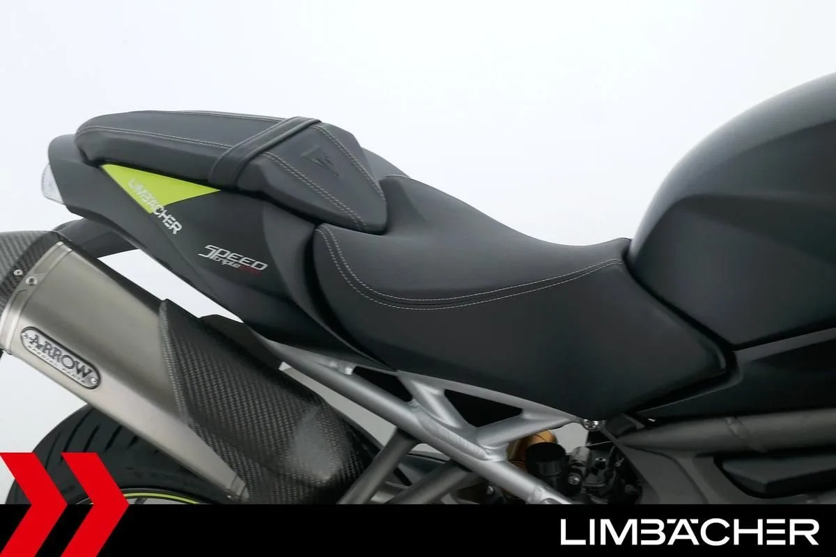 Triumph Speed Triple 1200 RS