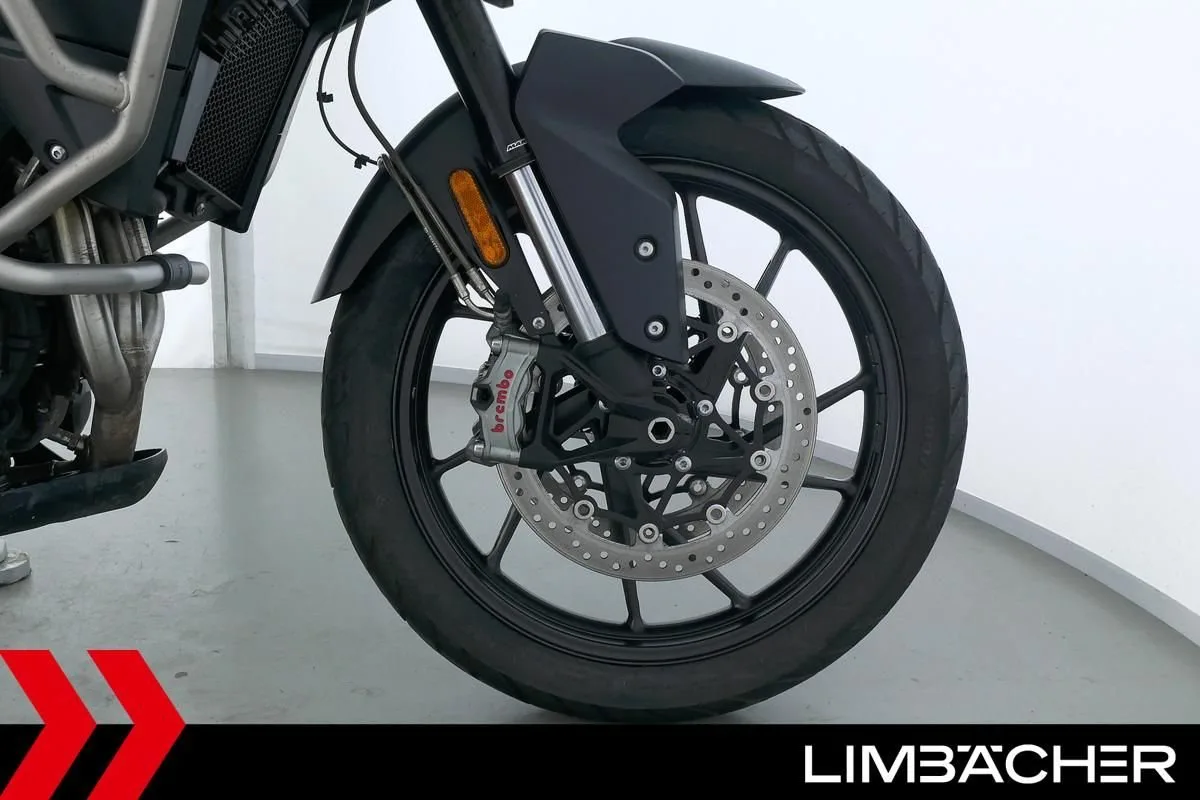 Triumph Tiger 900 GT Pro