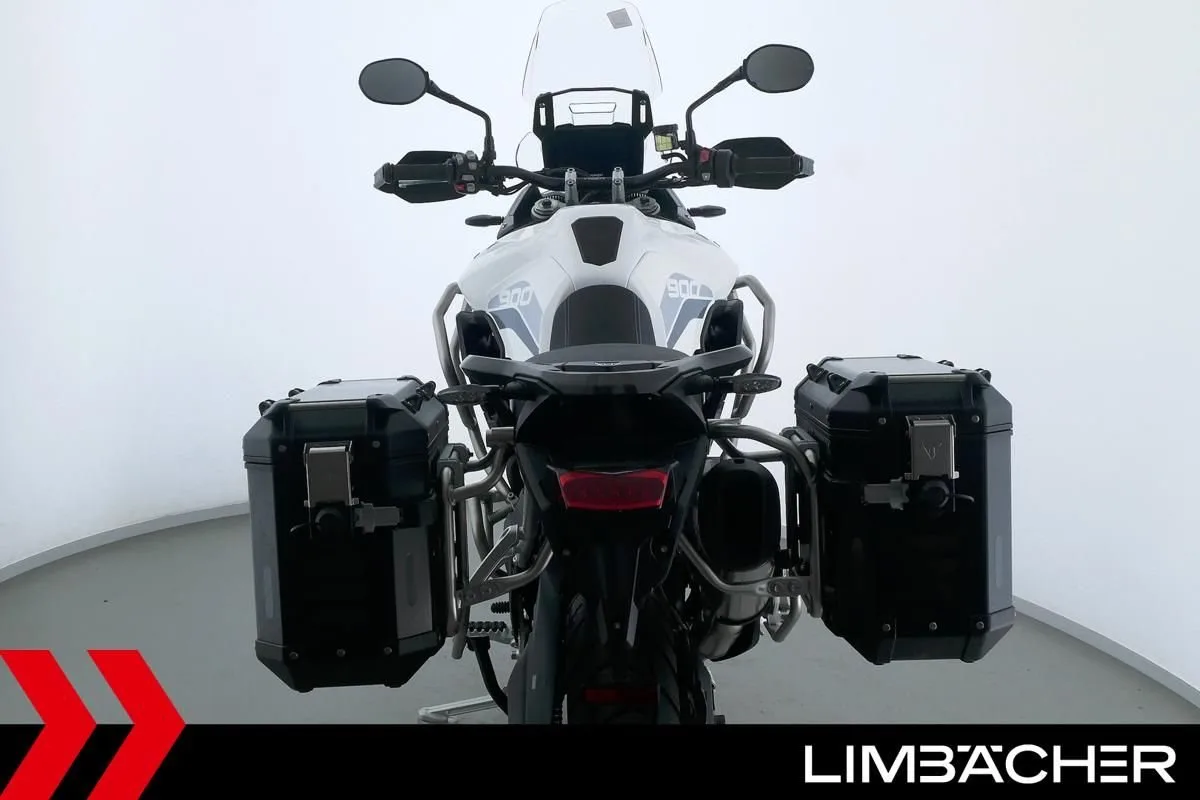 Triumph Tiger 900 GT Pro