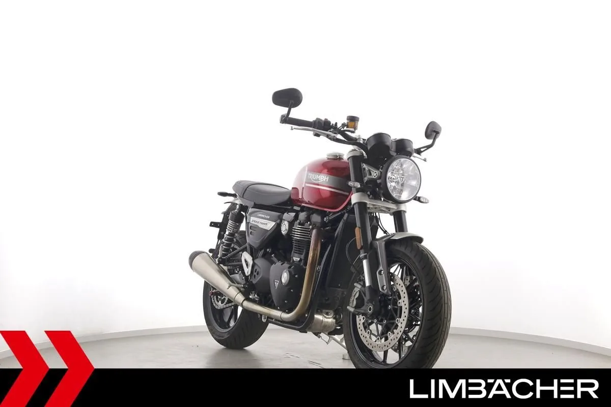 Triumph Speed Twin 1200