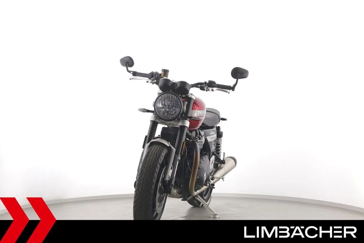 Triumph Speed Twin 1200