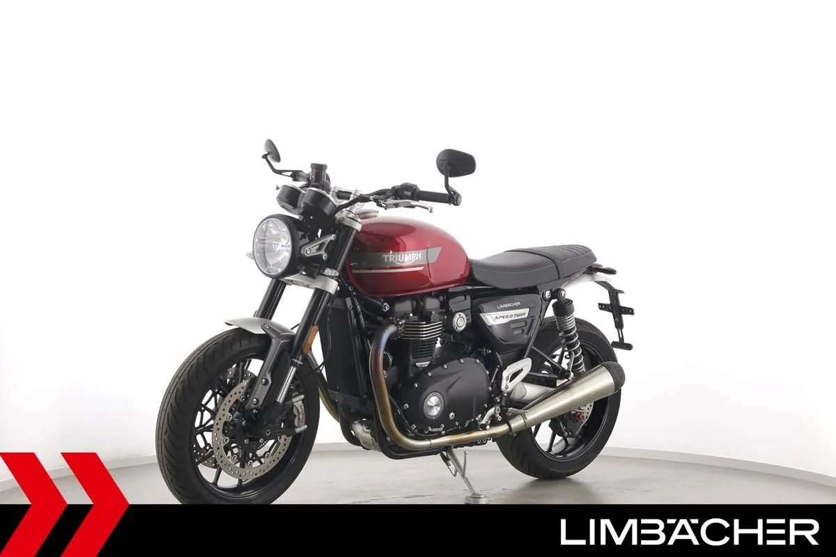 Triumph Speed Twin 1200