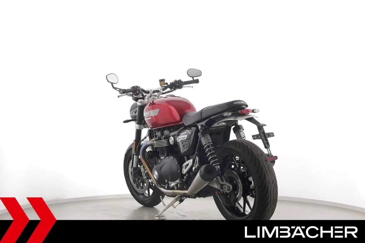 Triumph Speed Twin 1200