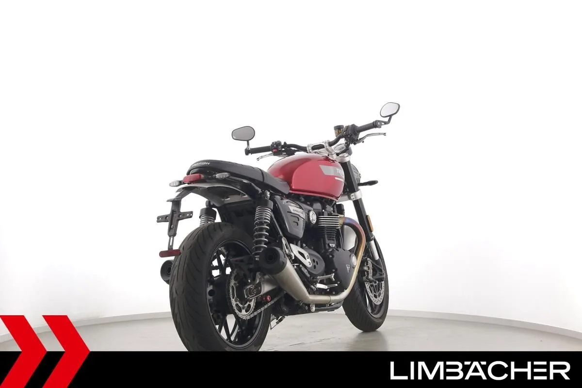 Triumph Speed Twin 1200