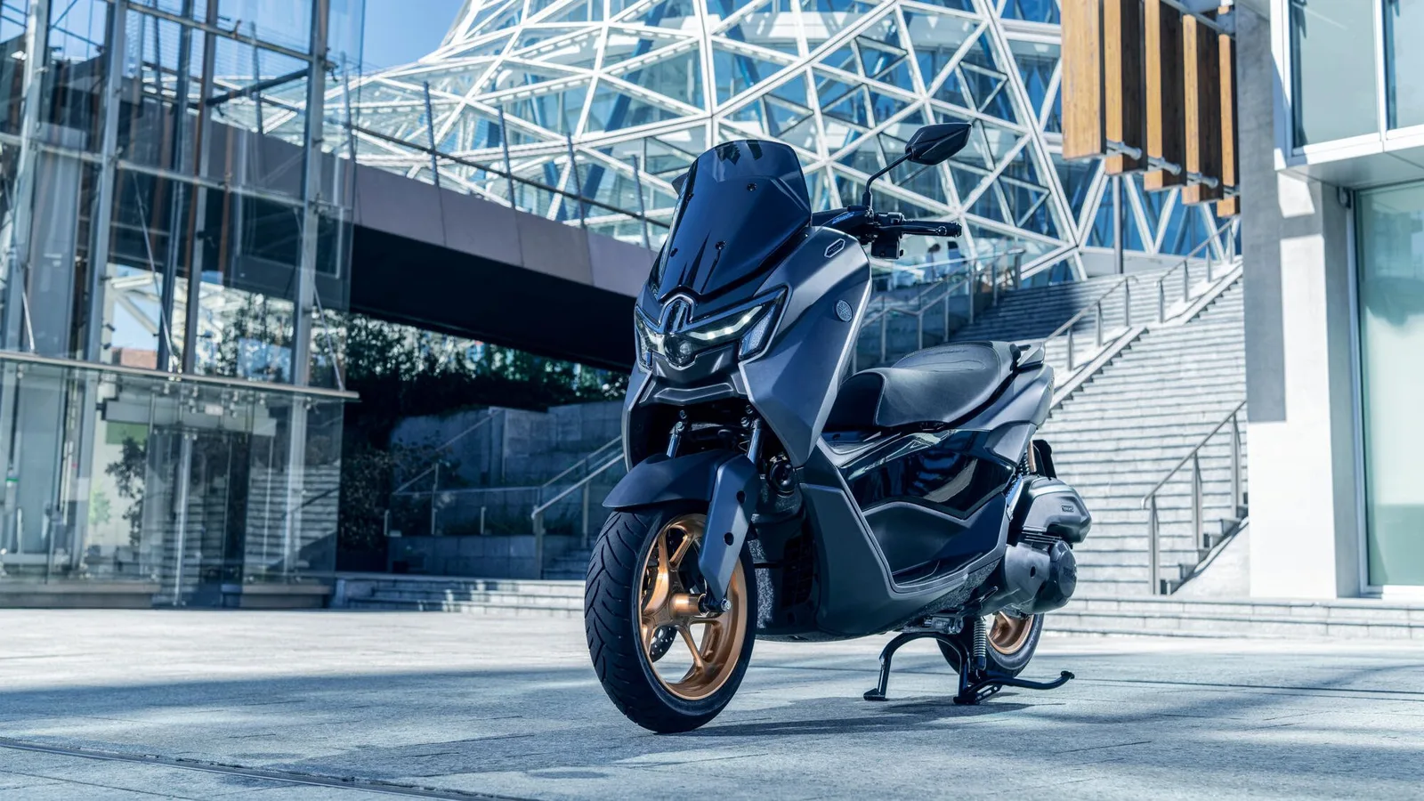Yamaha NMAX 155 Tech MAX, MY 2026 - Midnight Black