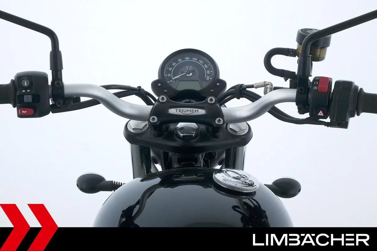Triumph Street Scrambler