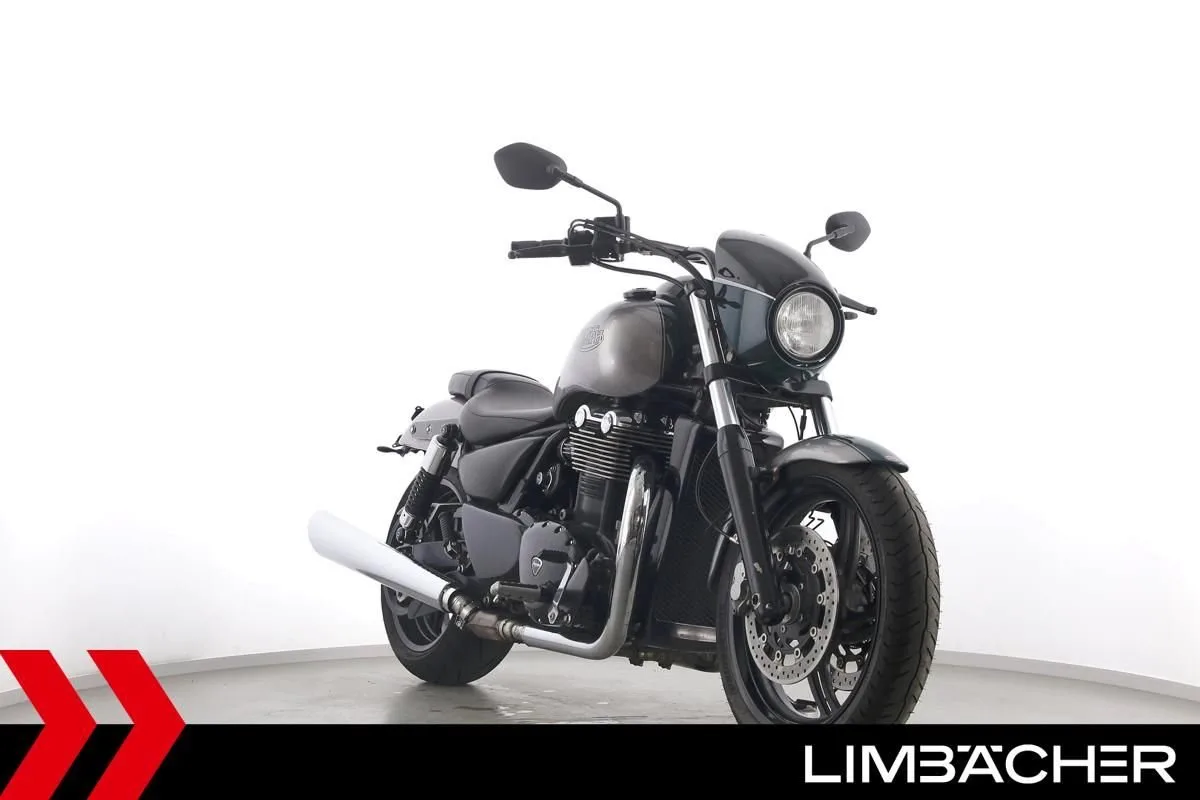 Triumph Thunderbird