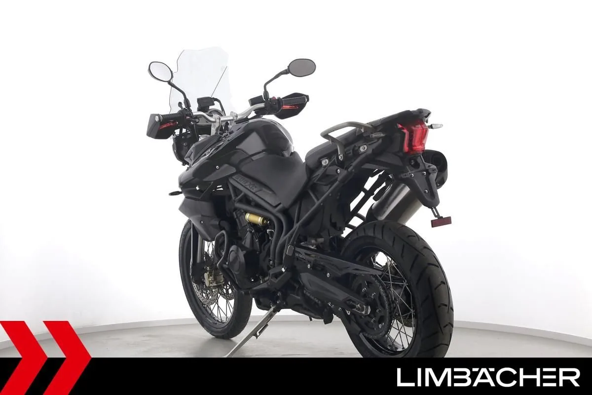 Triumph Tiger 800 XC