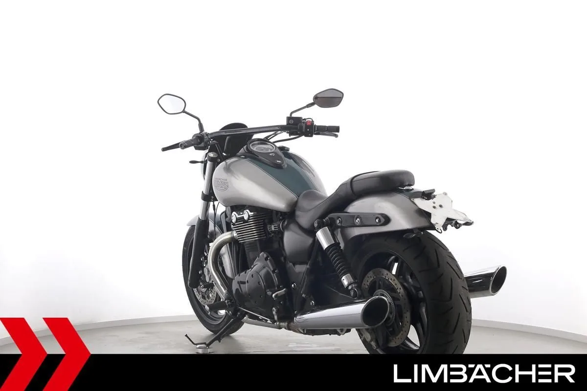 Triumph Thunderbird