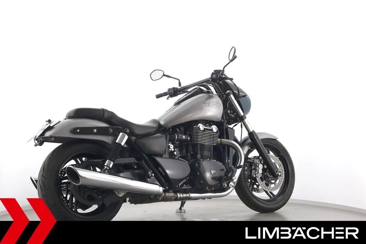 Triumph Thunderbird