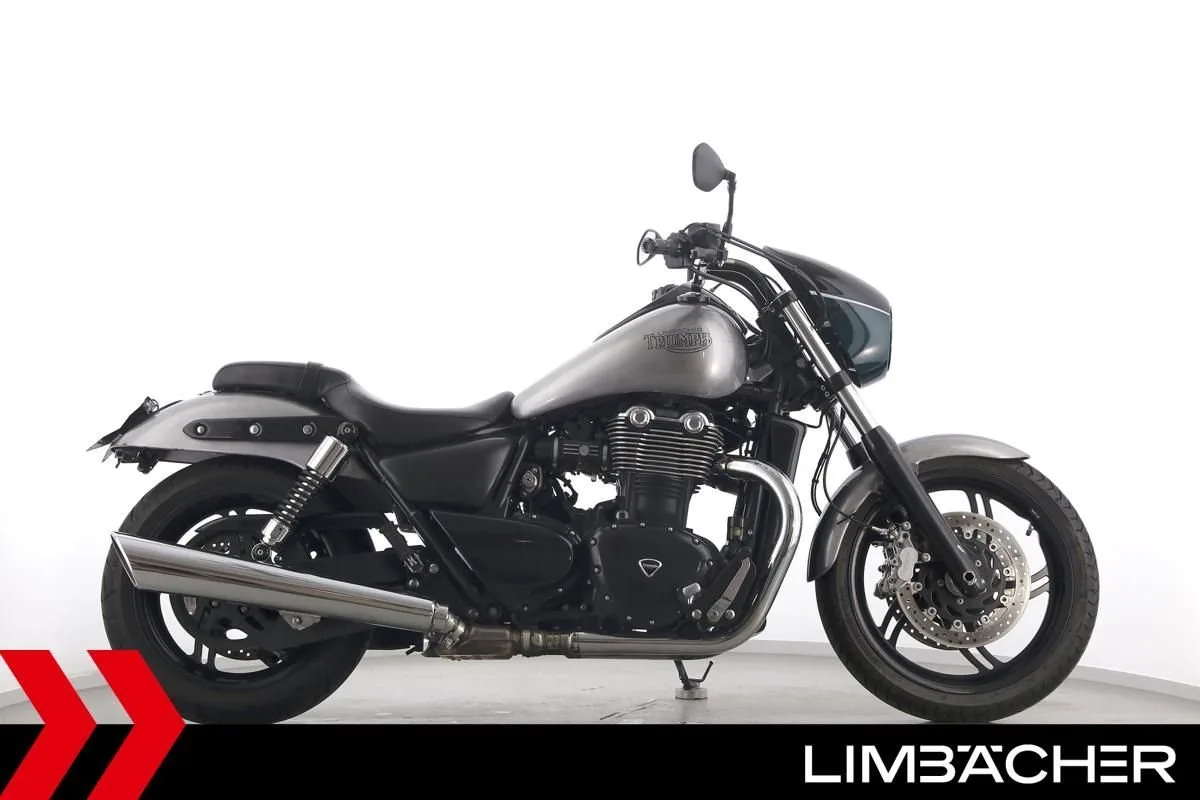 Triumph Thunderbird