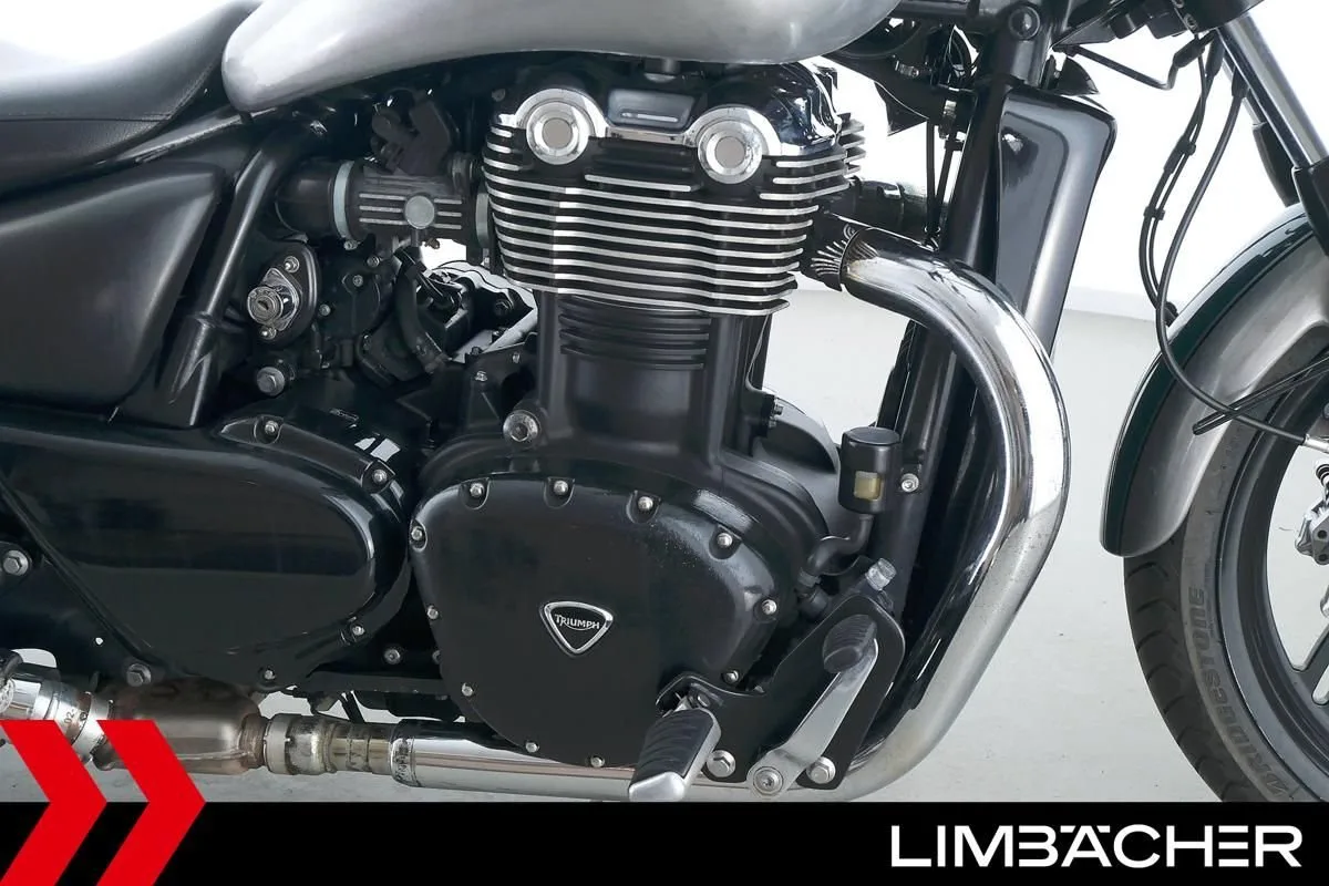 Triumph Thunderbird