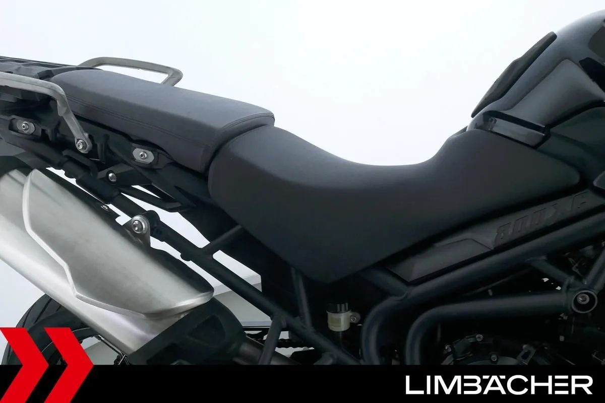 Triumph Tiger 800 XC