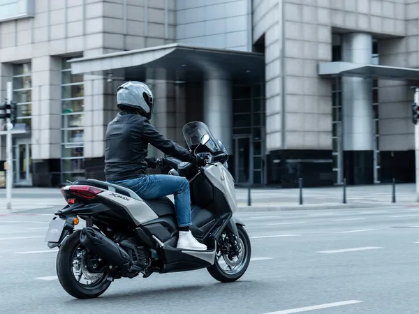 Yamaha XMAX 125 Tech MAX+, MY 2026 - Crystal Graphite