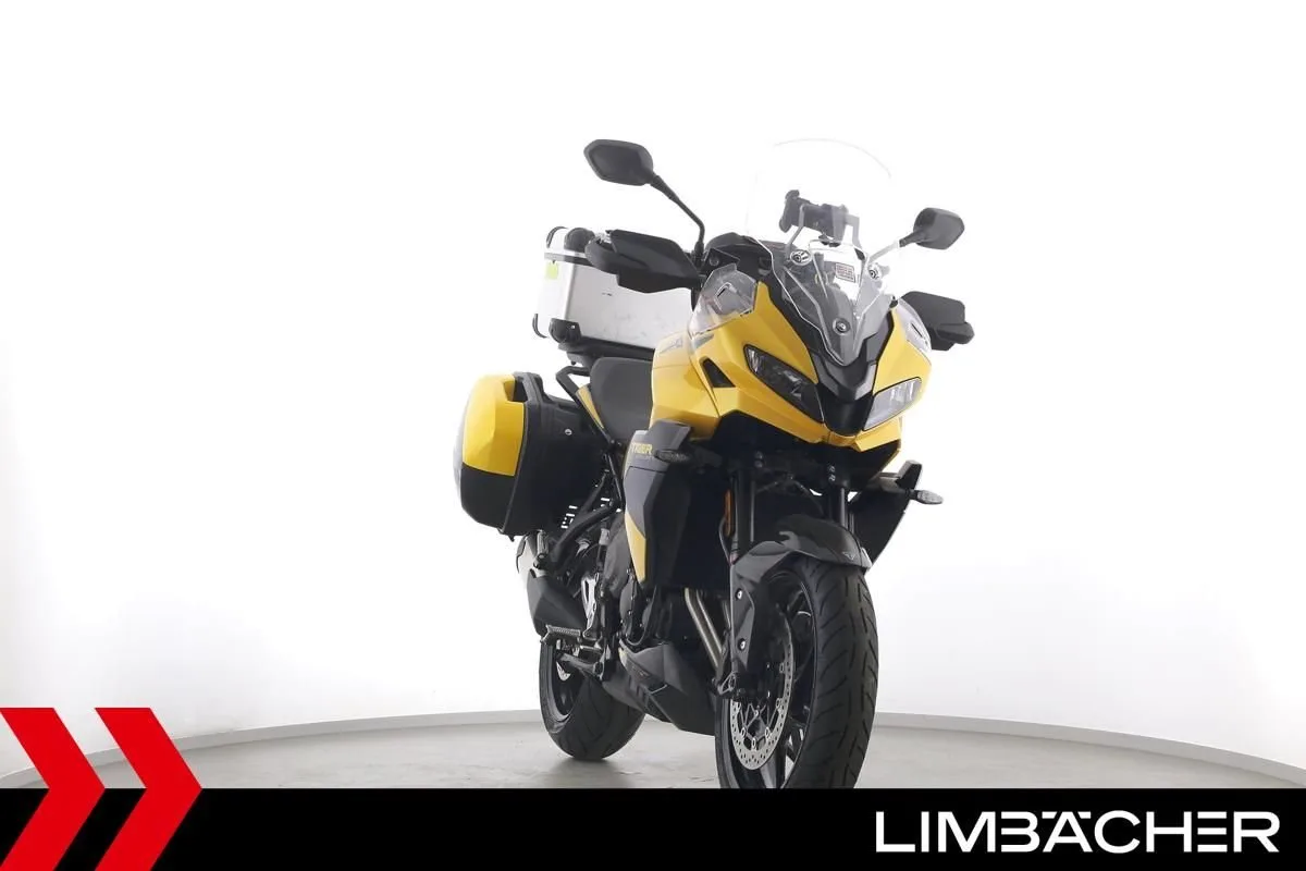 Triumph Tiger Sport 800