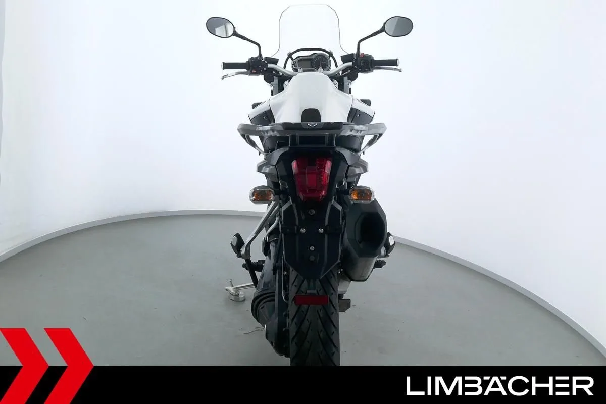 Triumph Tiger Explorer