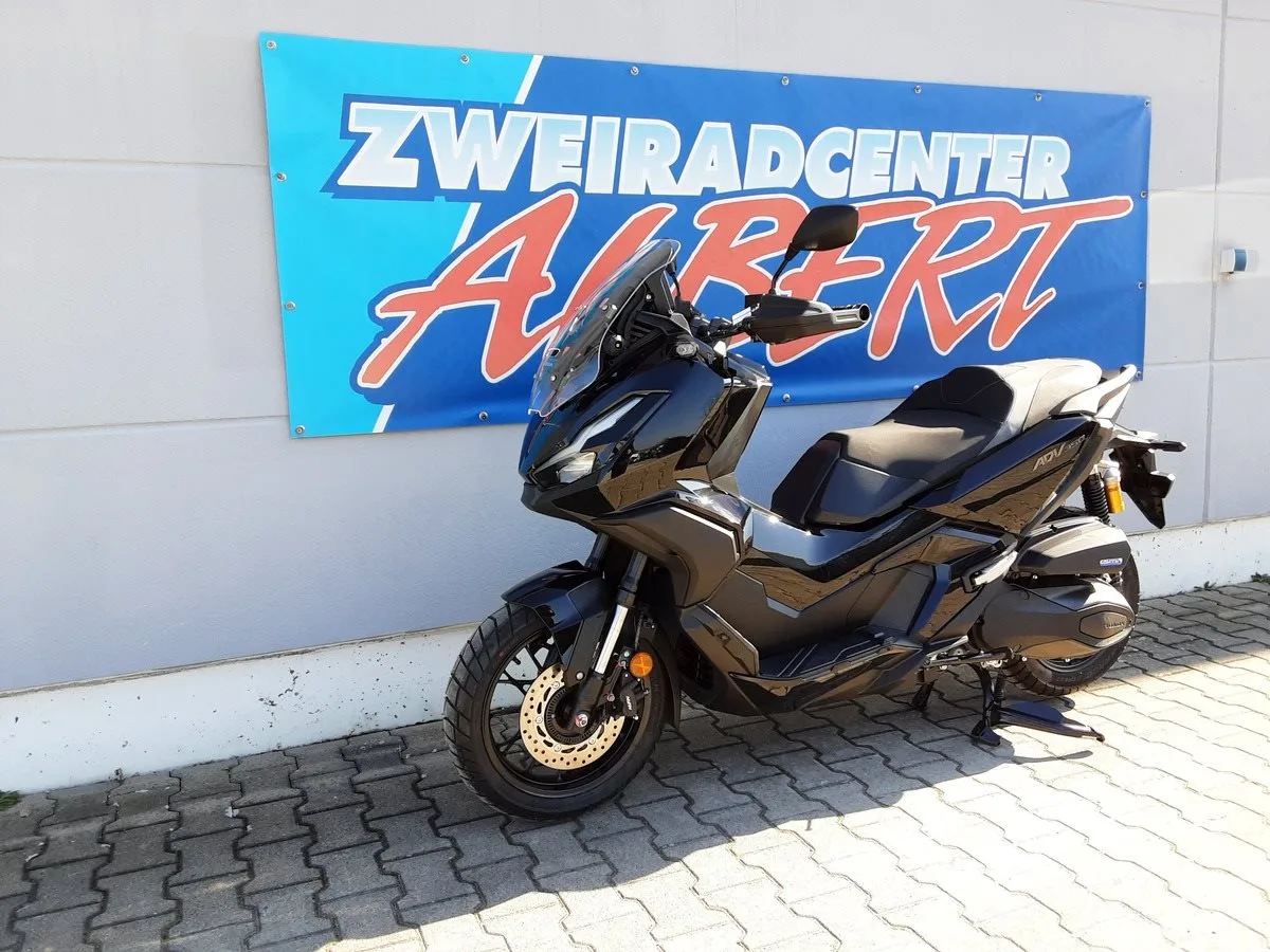 Honda ADV350