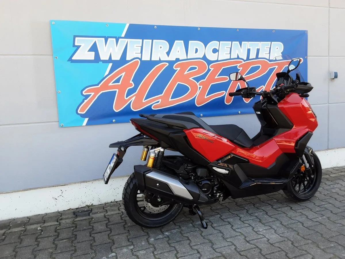 Honda ADV350