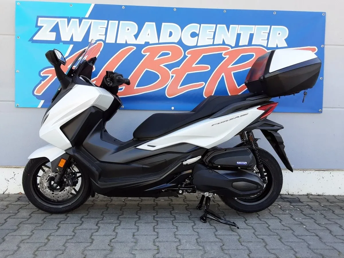 Honda Forza 350