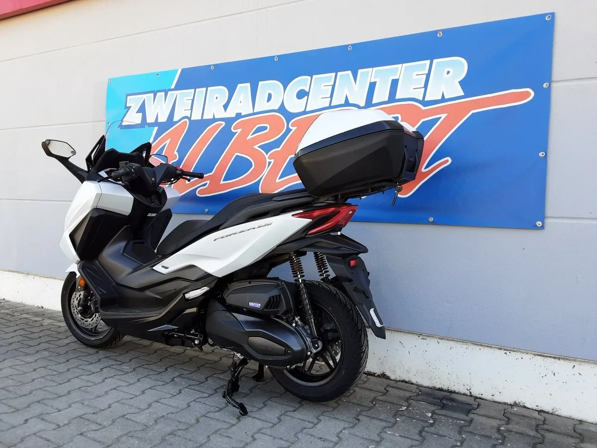 Honda Forza 350