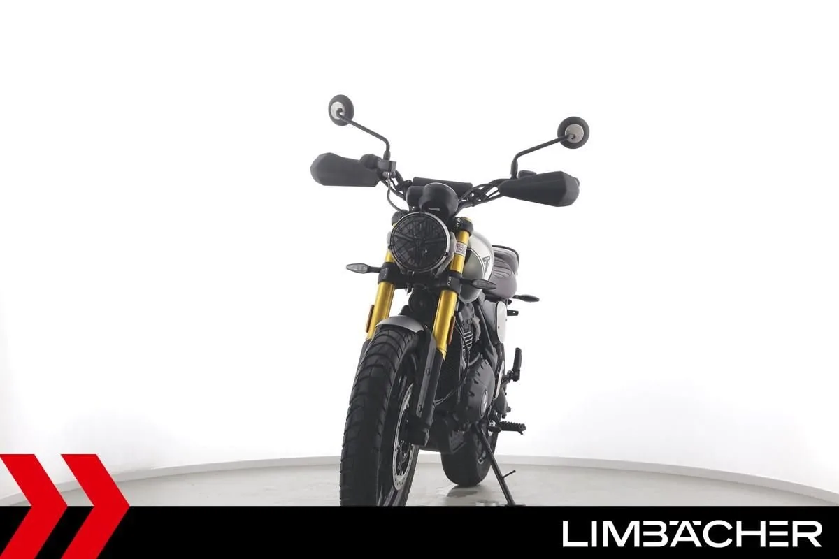 Triumph Scrambler 400 X