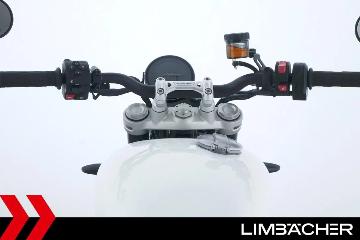 Triumph Speed Twin 1200