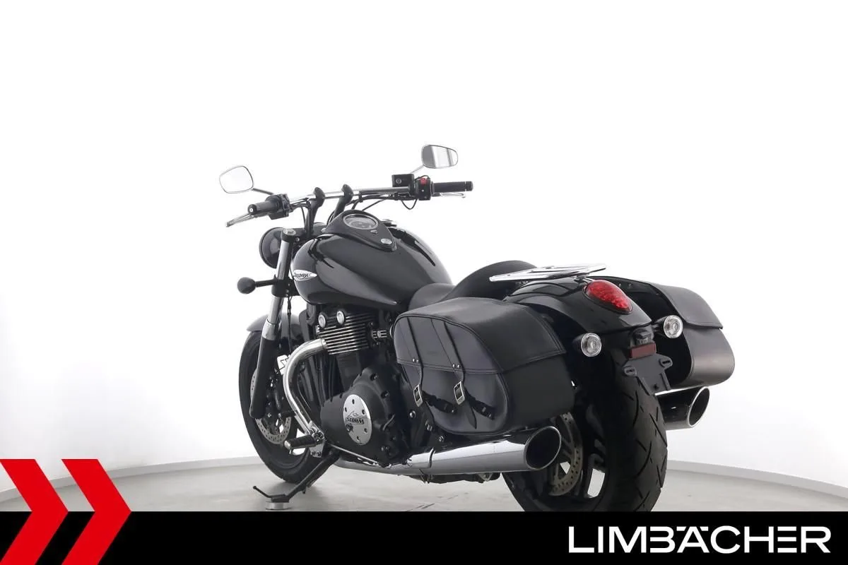 Triumph Thunderbird Storm