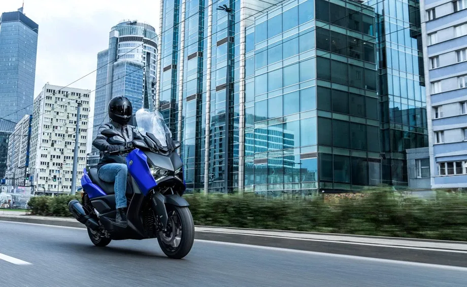 Yamaha XMAX 300, MY 2026 - Icon Blue