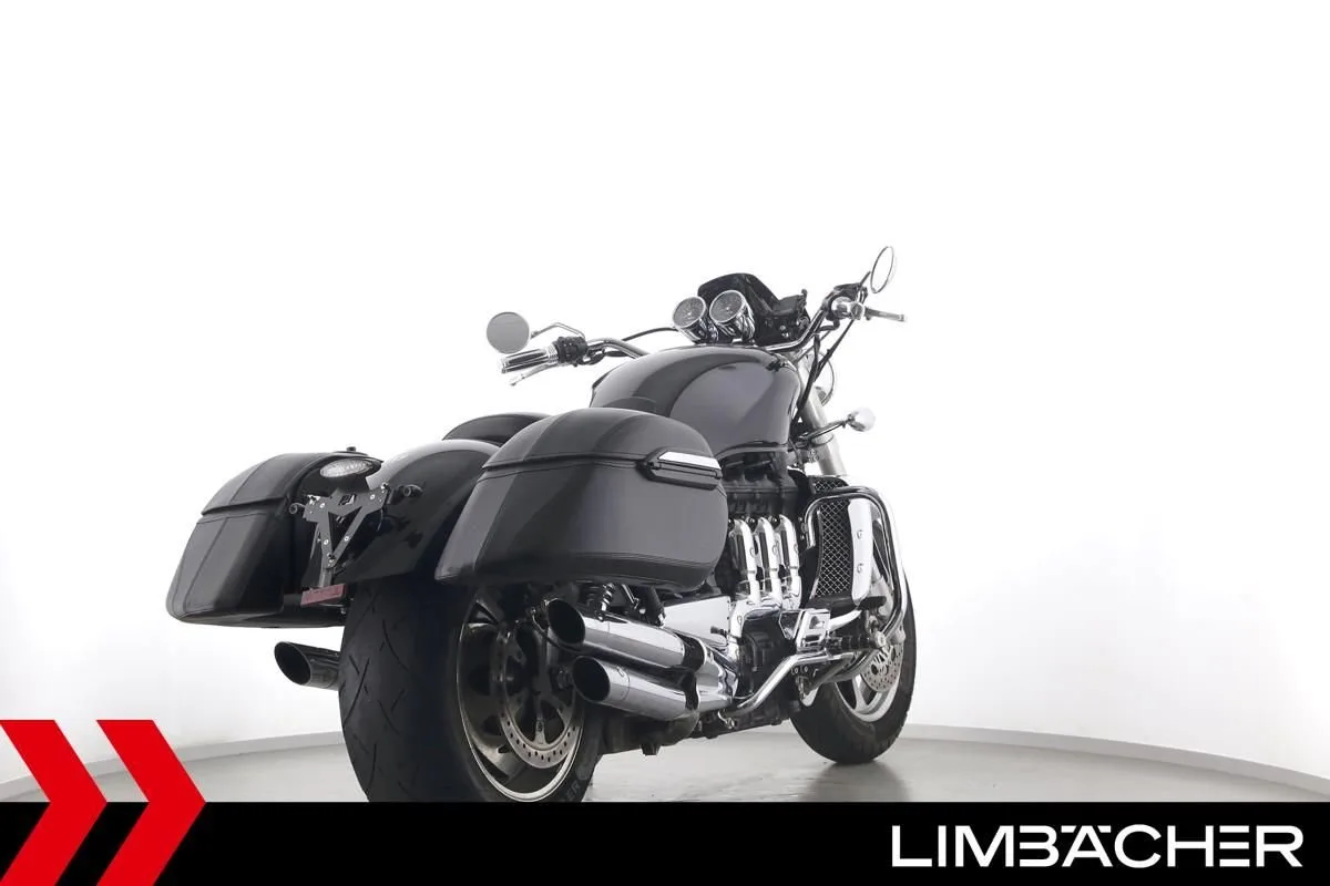 Triumph Rocket III