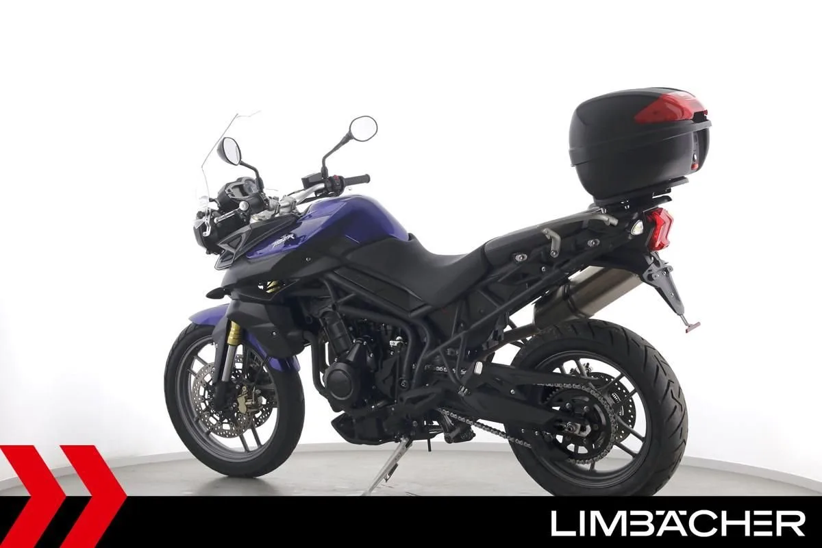 Triumph Tiger 800