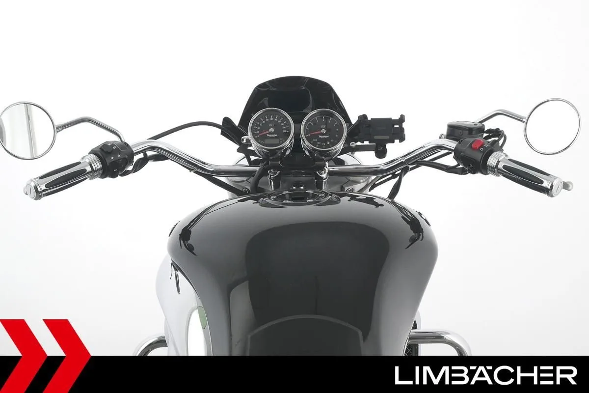 Triumph Rocket III