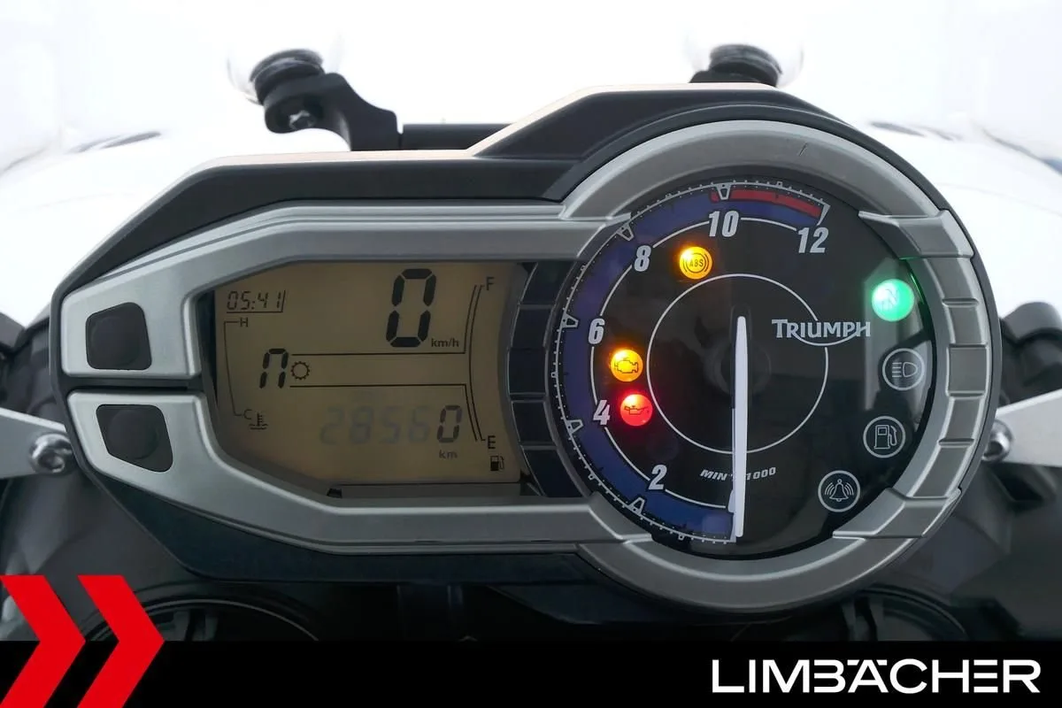 Triumph Tiger 800