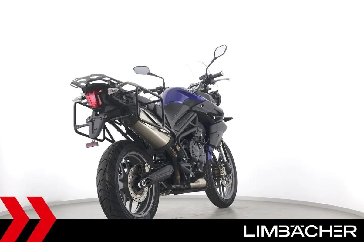 Triumph Tiger 800