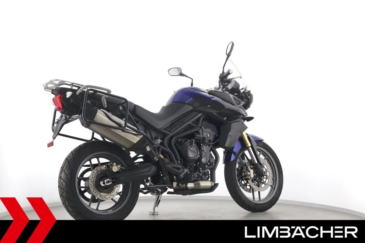 Triumph Tiger 800