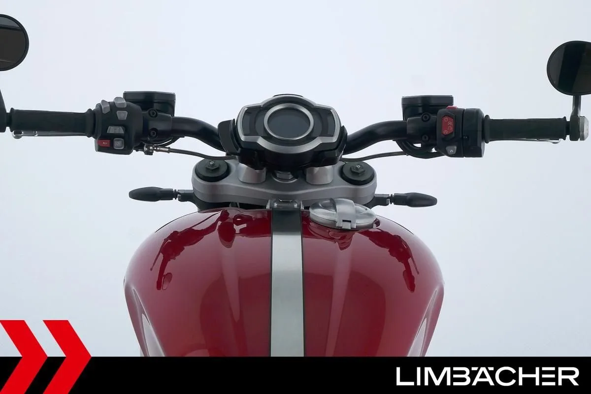 Triumph Rocket 3 R