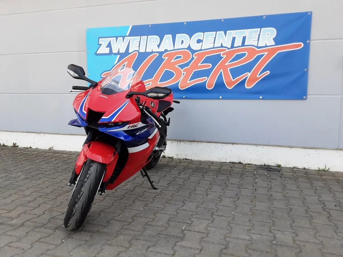 Honda CBR1000RR-R Fireblade