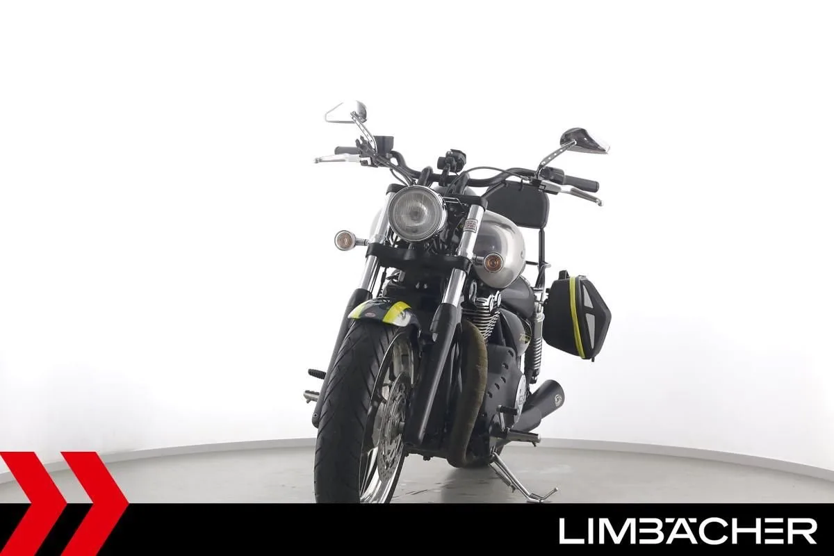Triumph Thunderbird