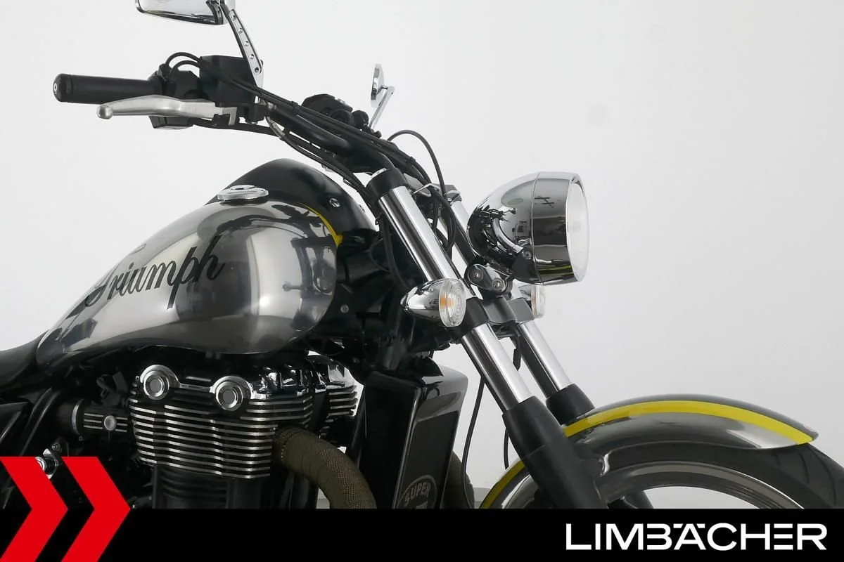 Triumph Thunderbird
