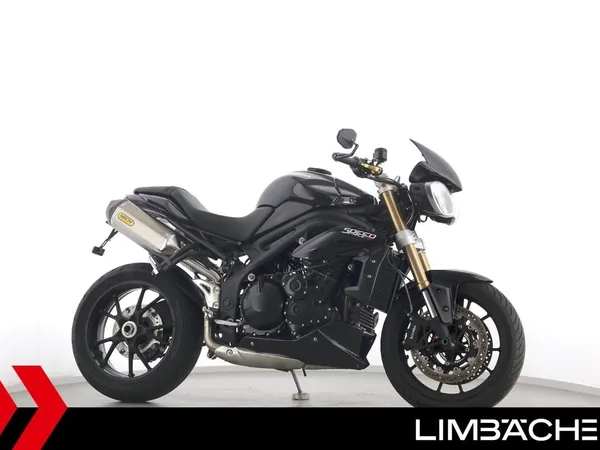 Triumph Speed Triple 1050