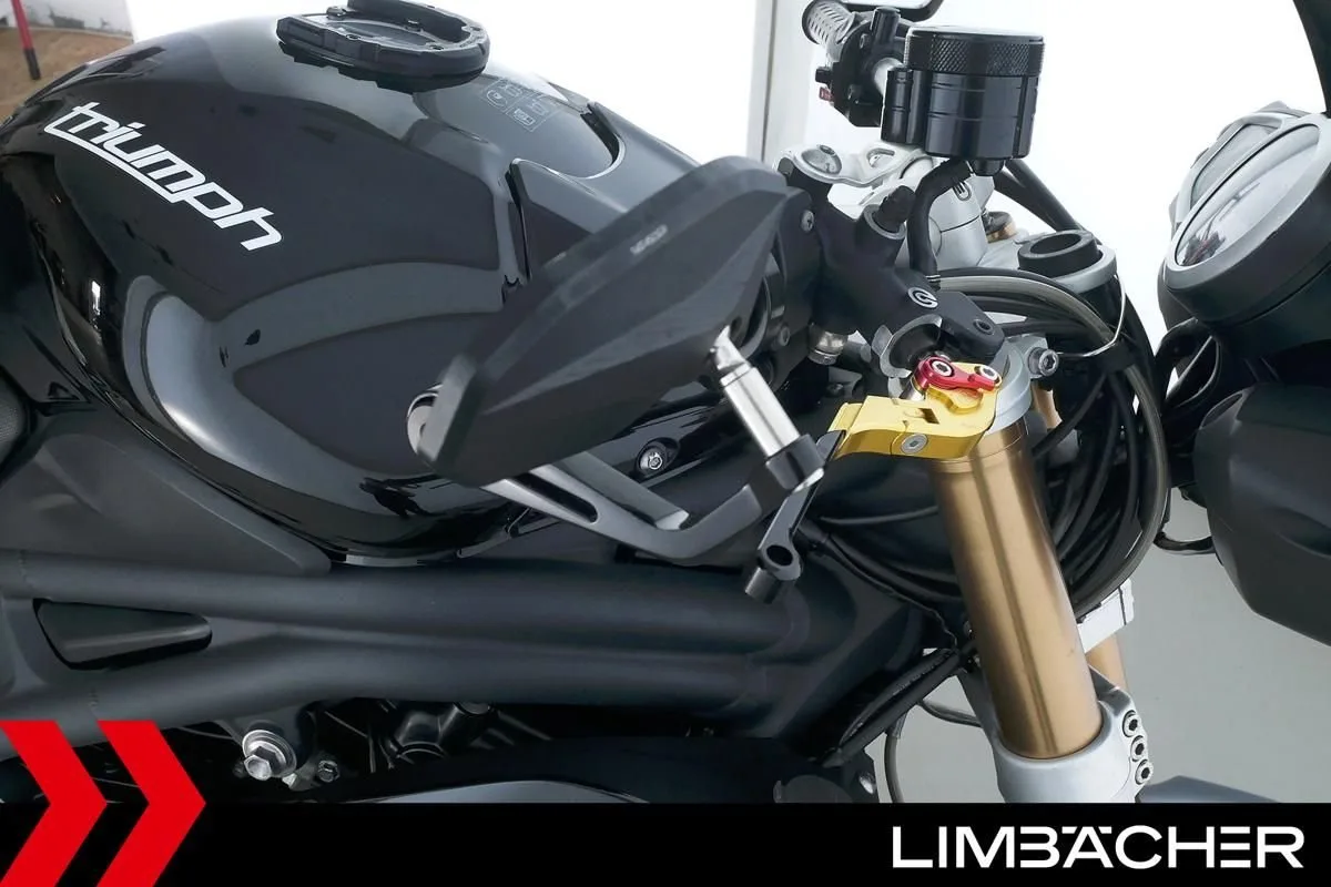 Triumph Speed Triple 1050