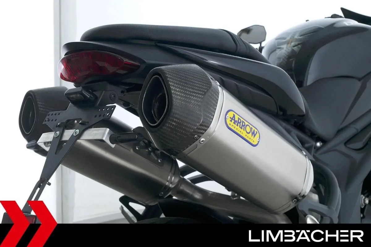 Triumph Speed Triple 1050