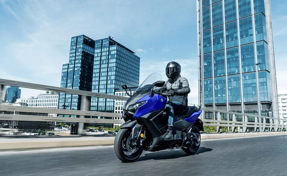 Yamaha TMAX, MY 2026- Icon Blue