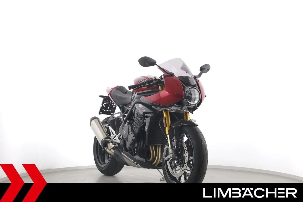Triumph Speed Triple 1200 RR