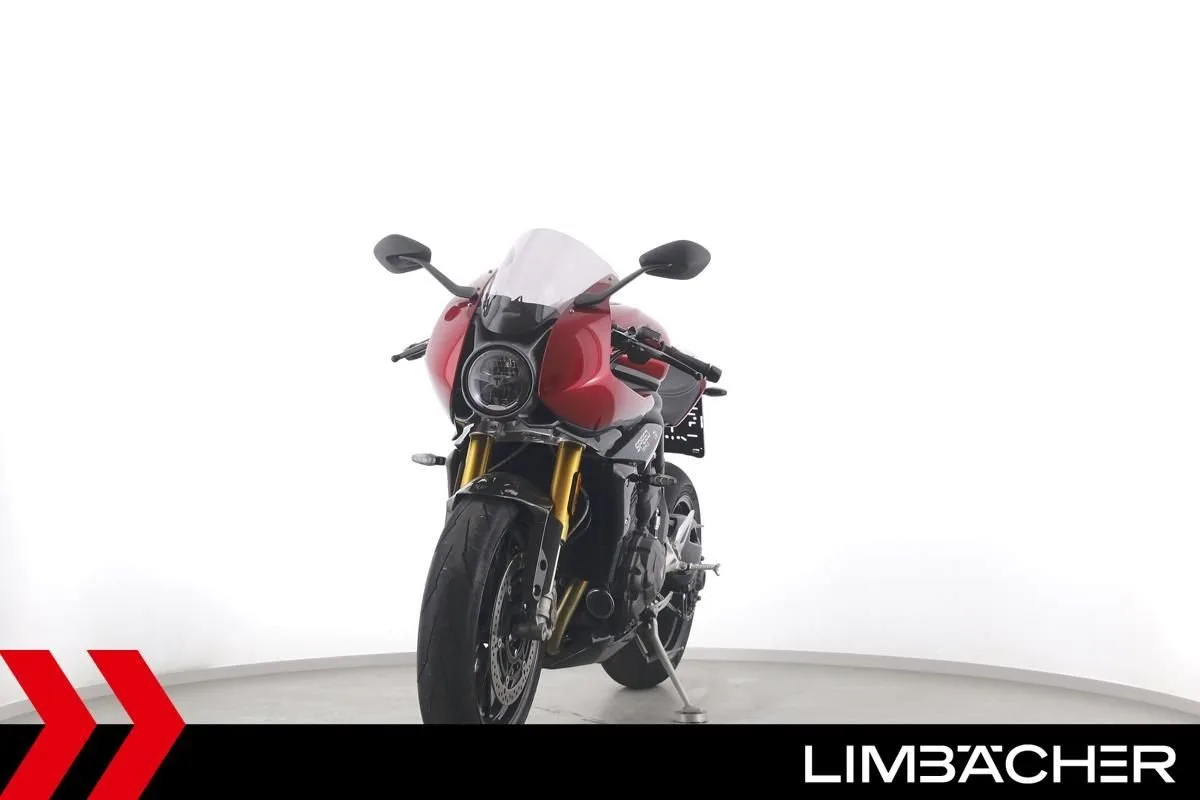 Triumph Speed Triple 1200 RR
