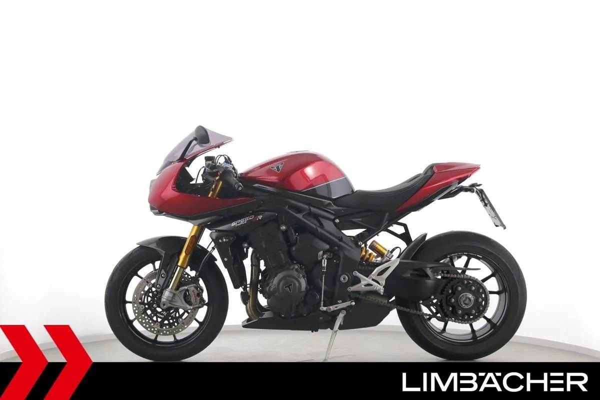 Triumph Speed Triple 1200 RR