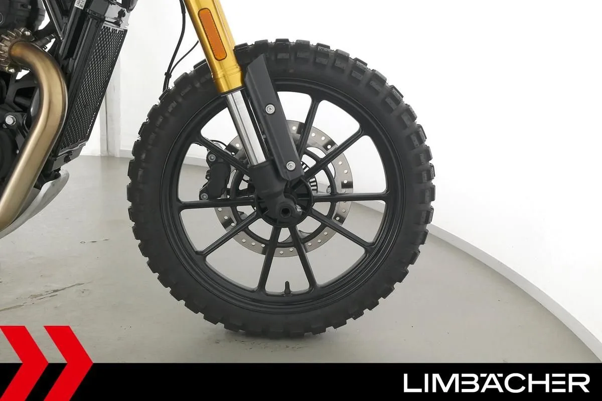 Triumph Scrambler 400 X