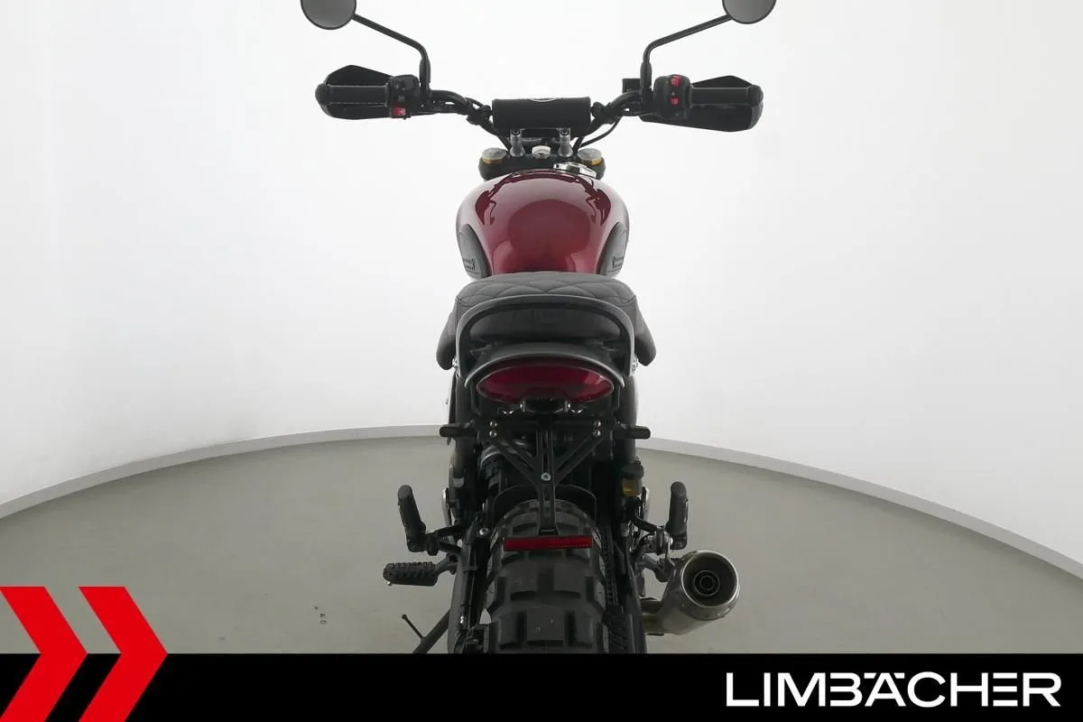 Triumph Scrambler 400 X