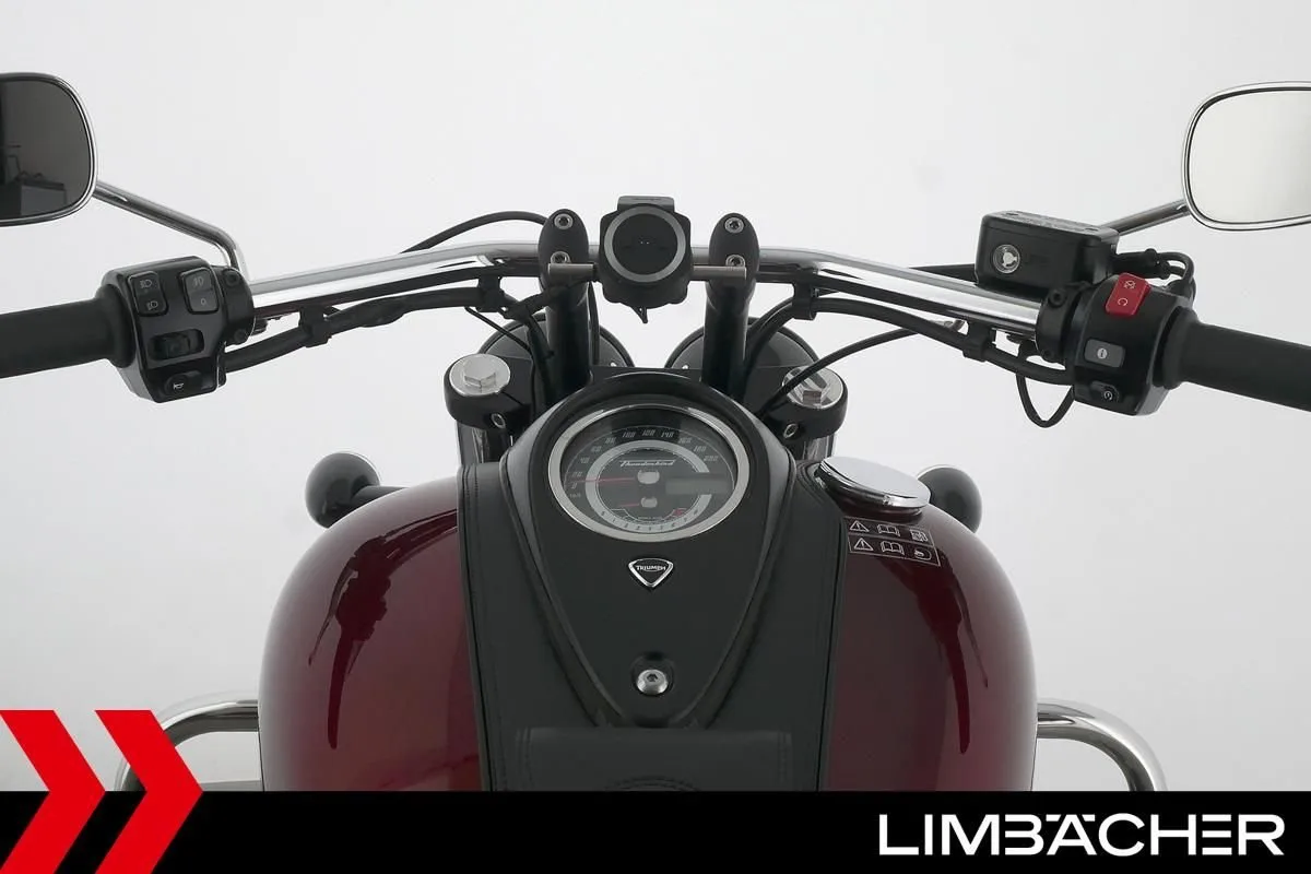 Triumph Thunderbird Storm