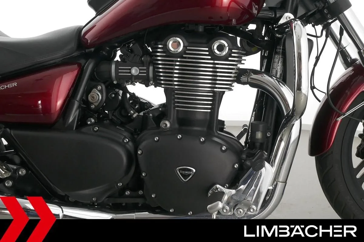 Triumph Thunderbird Storm
